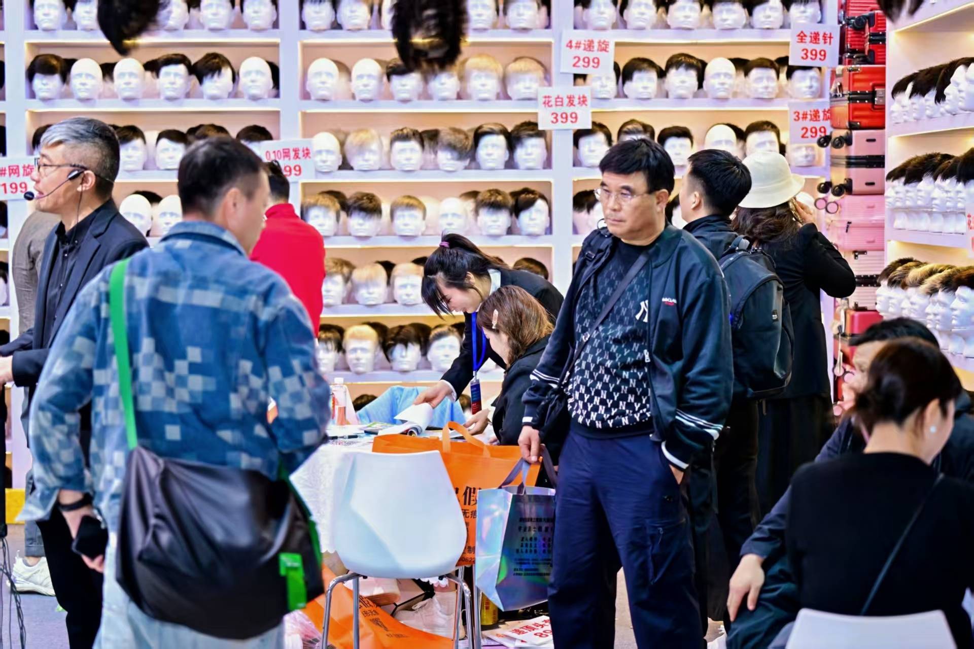 凯发k8娱乐官网app发引潮流睫绽锋芒！